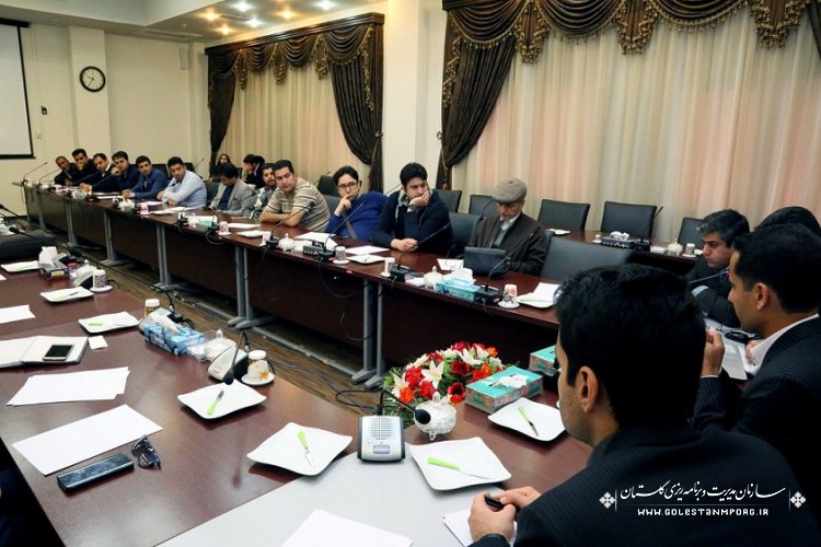 برگزاری دوره آموزشی قوانین مالیات در پروژه های عمرانی برای پیمانکاران استان