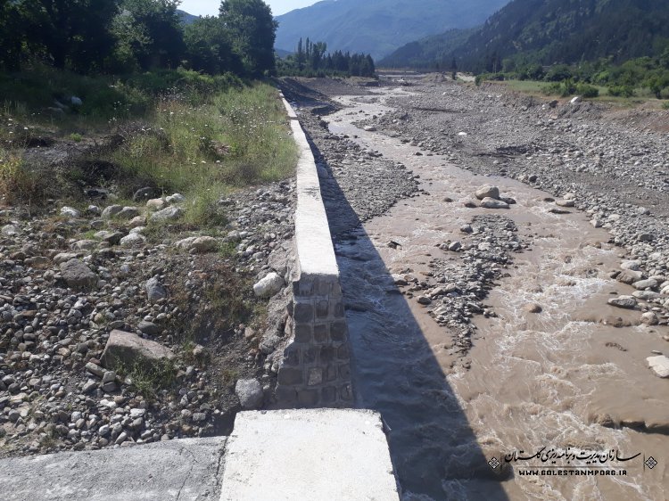 بازدید میدانی پروژه های آسیب دیده در سیلاب استان در حوزه آب منطقه ای استان