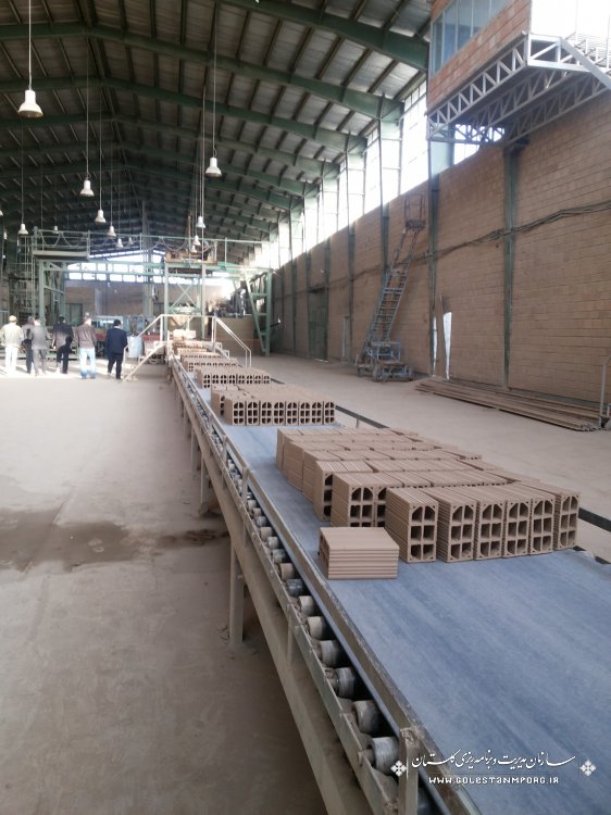 بازدید از کارخانجات تولیدی بلوکهای سفالی و ایتال در استان