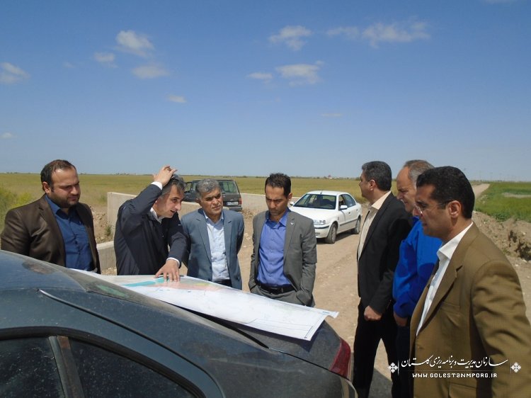 بازدید از اقدامات شرکت آب منطقه ای در طرح زهکشی اراضی 280 هزار هکتاری استان