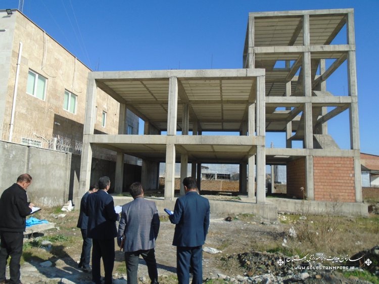 بازدید کارگروه نظارت از برخی پروژه های ساختمانی اولویت دار غرب استان